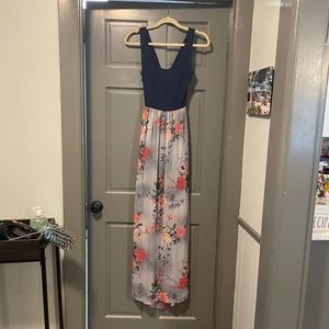 Maxi dress
